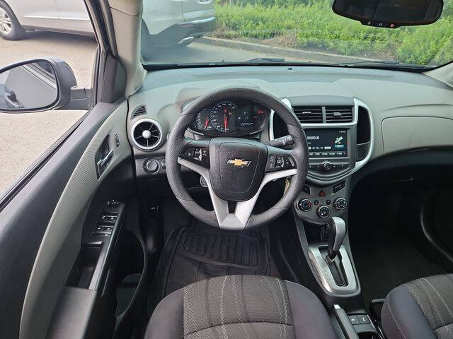 2017 Chevrolet Sonic LT Auto