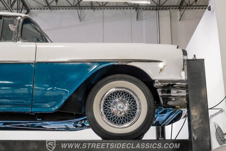 1956 Pontiac Star Chief