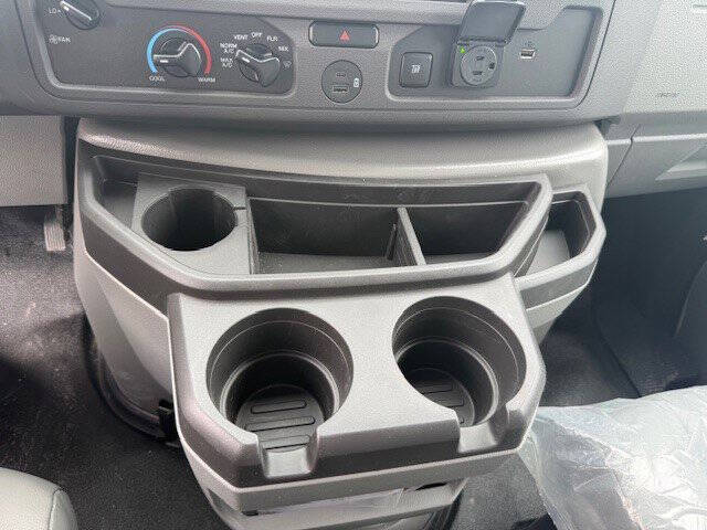 2027 Ford E-Series
