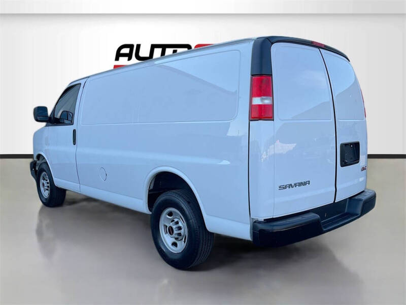 2024 GMC Savana 2500