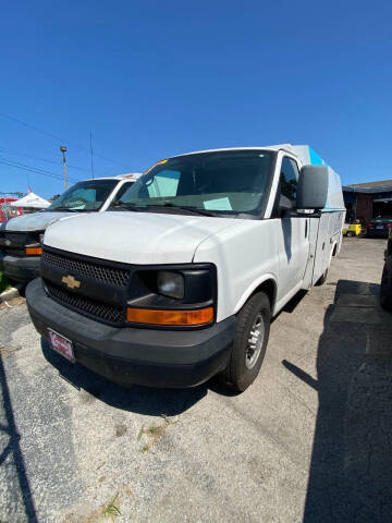 2015 Chevrolet Express for sale at Primm's Automotive & Sales in Nashville TN