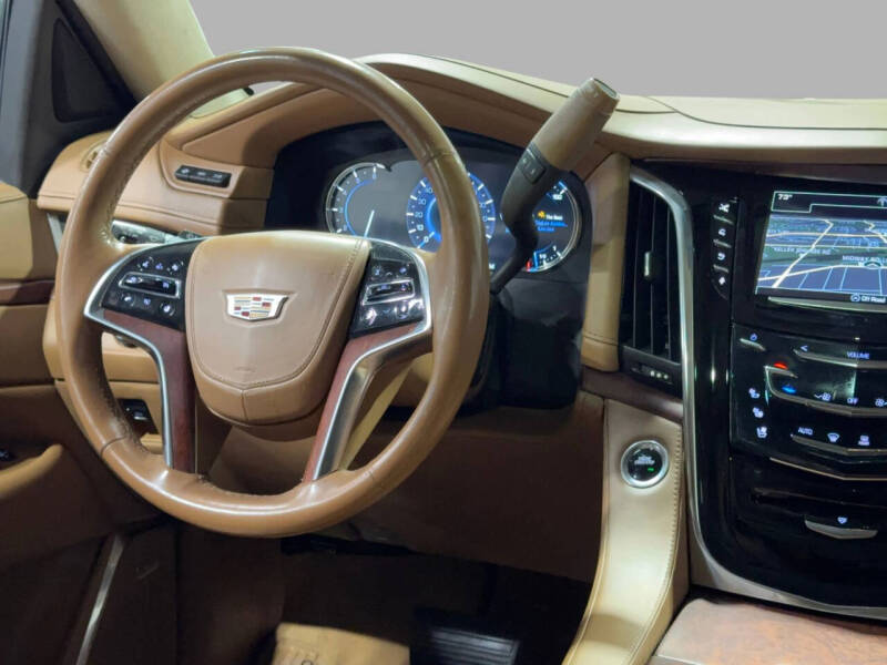 2016 Cadillac Escalade Platinum