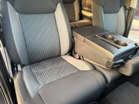 2016 Toyota Tundra SR5