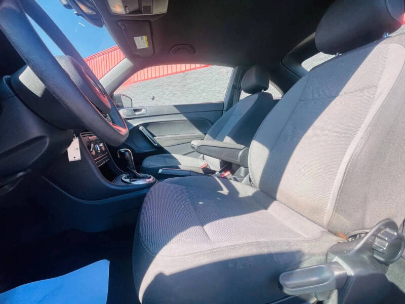 2014 Volkswagen Beetle 2.5L Entry PZEV