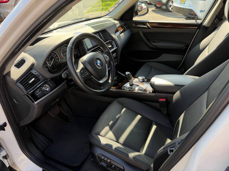 2017 BMW X3 sDrive28i