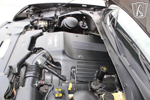 2004 Ford Thunderbird Deluxe