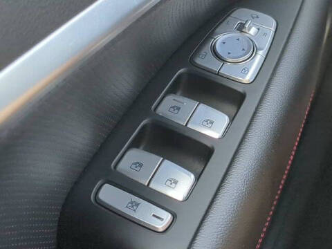 2023 Genesis G70