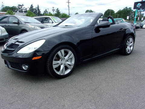 2009 Mercedes-Benz SLK for sale at MERICARS AUTO NW in Milwaukie OR