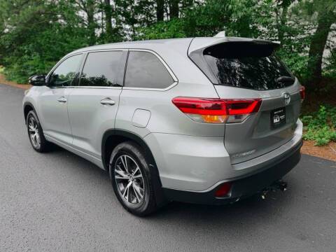 2017 Toyota Highlander LE Plus