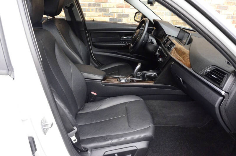 2015 BMW 3 Series 328i xDrive