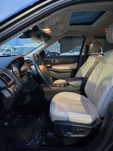 2016 Ford Explorer Platinum