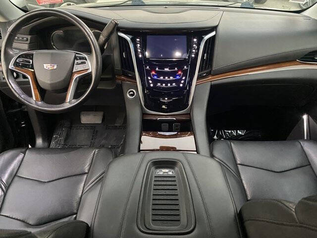 2018 Cadillac Escalade Premium Luxury