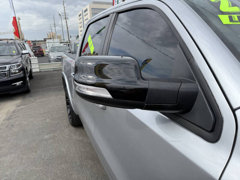 2022 RAM 1500 Laramie