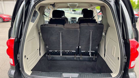 2012 Dodge Grand Caravan Crew