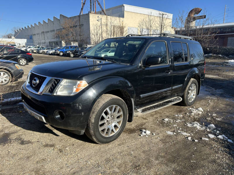 2012 Nissan Pathfinder LE
