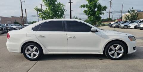 2013 Volkswagen Passat for sale at Auto Finance La Meta in San Antonio TX