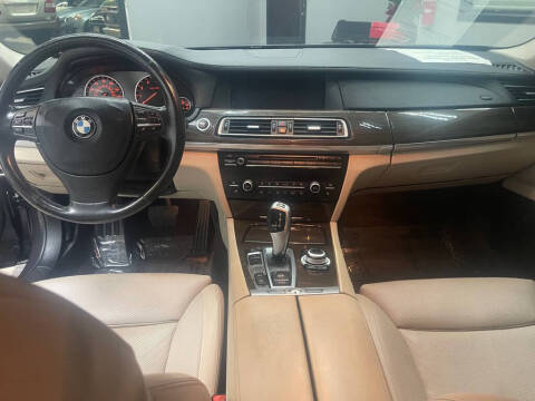 2009 BMW 7 Series 750Li