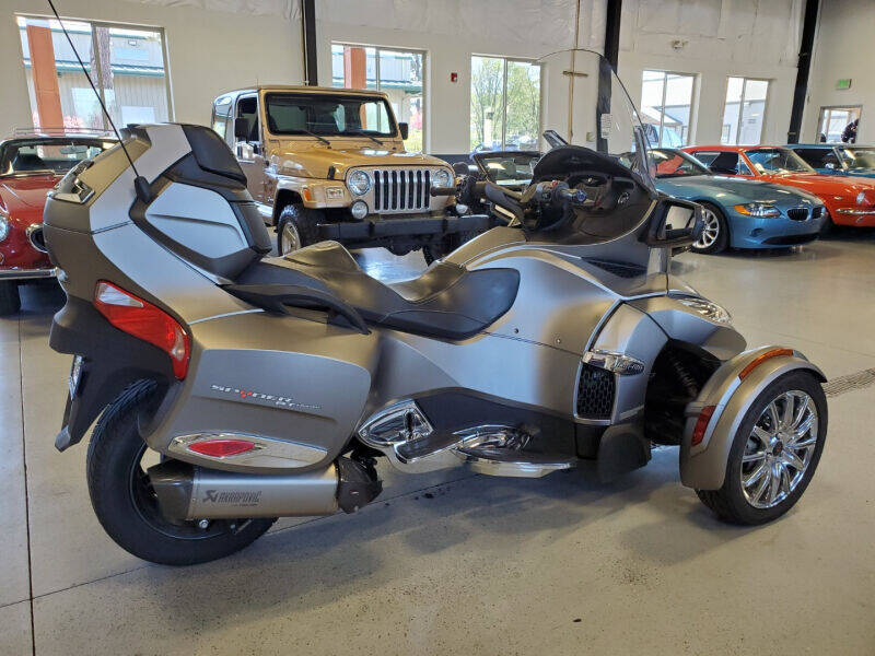 2014 Can-Am Spyder RT Limited 4