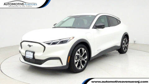 2025 Ford Mustang Mach-E Select