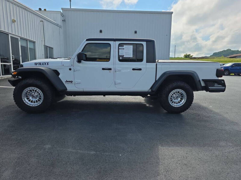 2025 Jeep Gladiator Willys