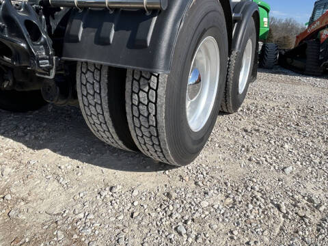 2019 Peterbilt 567 Road Tractor