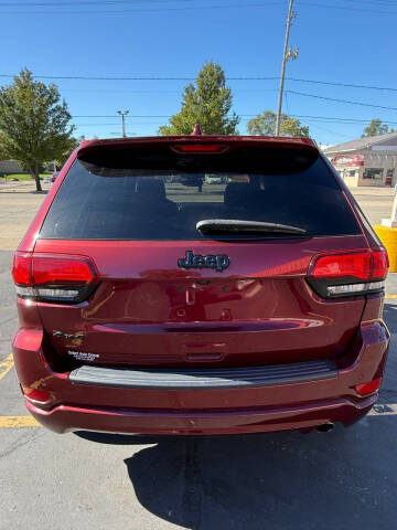 2020 Jeep Grand Cherokee Laredo