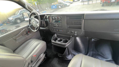 2021 Chevrolet Express 2500