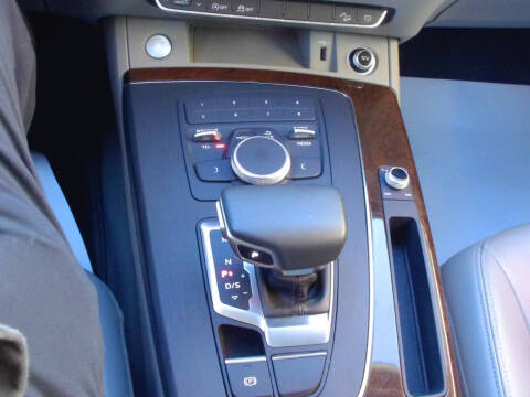 2019 Audi Q5 quattro Premium 45 TFSI