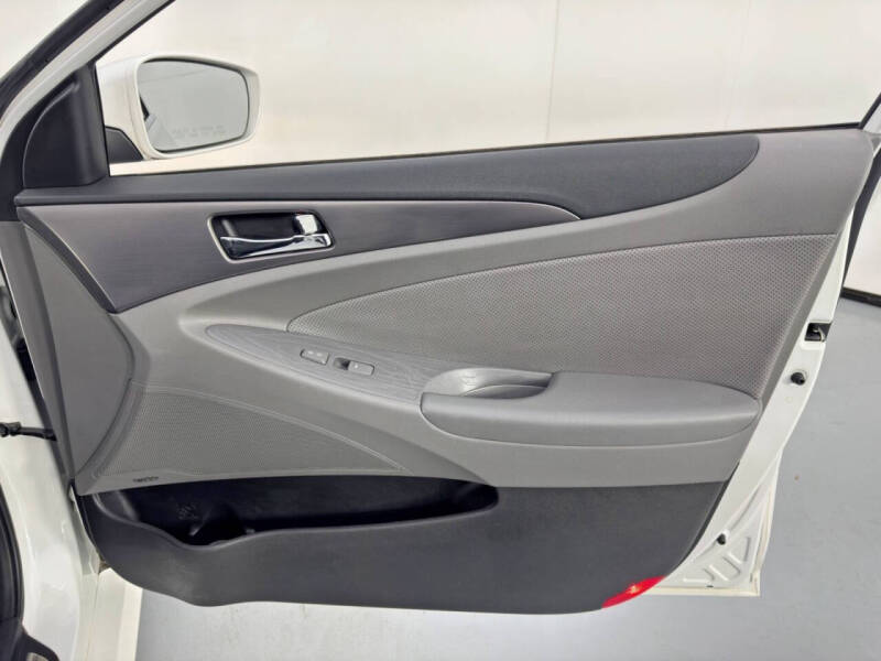 2013 Hyundai Sonata Hybrid Limited