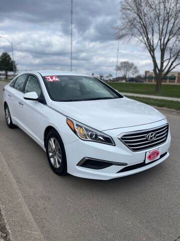 2016 Hyundai Sonata for sale at UNITED AUTO INC in South Sioux City NE