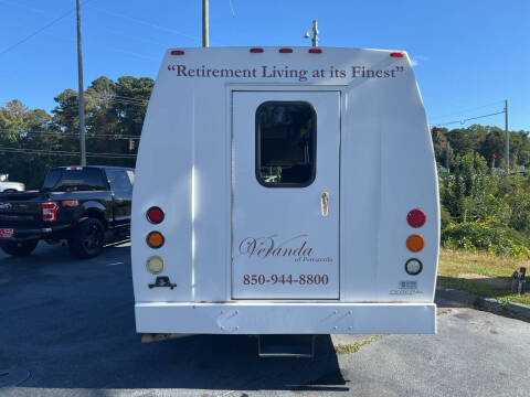 2011 Ford E-Series E-450 SD