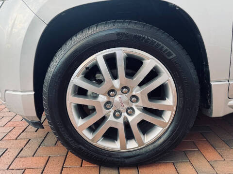 2015 GMC Acadia Denali