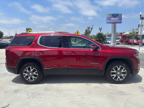 2023 GMC Acadia SLT
