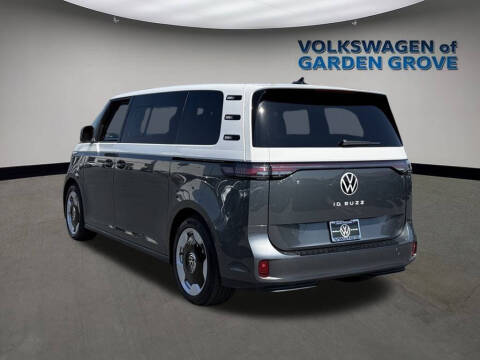 2025 Volkswagen ID. Buzz Pro S Plus