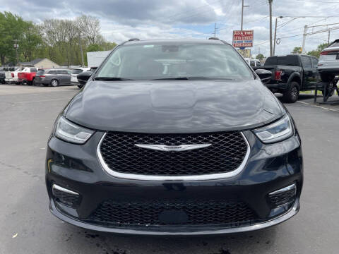 2022 Chrysler Pacifica Touring L