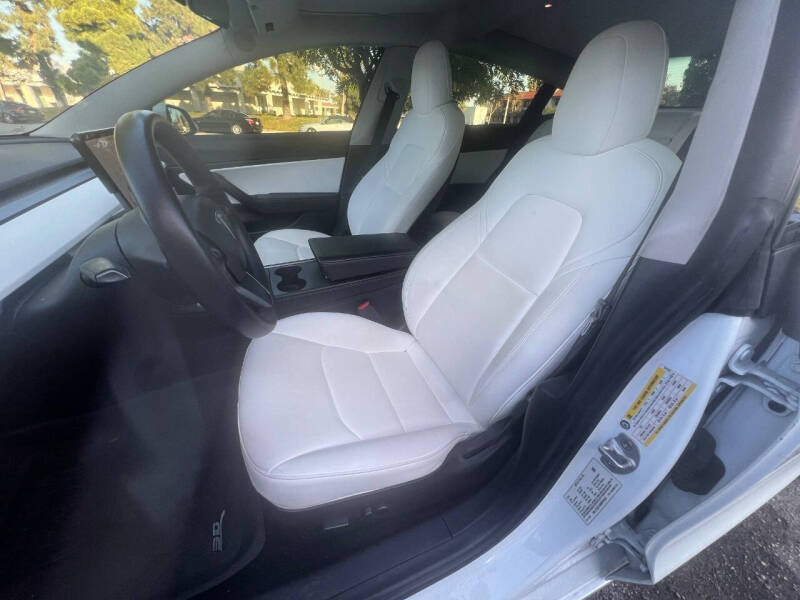 2021 Tesla Model 3 Standard Range Plus