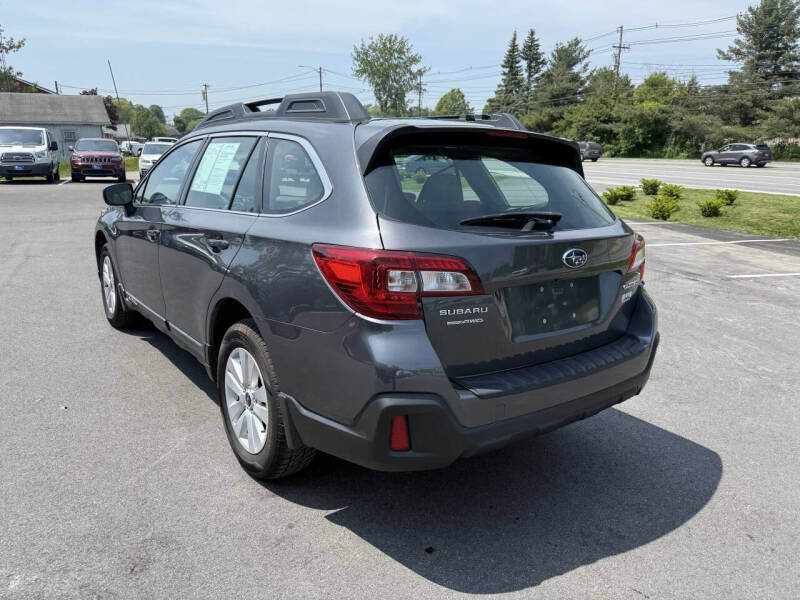 2018 Subaru Outback 2.5i