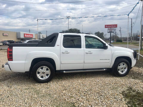 2011 Chevrolet Avalanche for sale at KEATING MOTORS LLC in Sour Lake TX