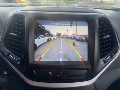 2018 Jeep Cherokee Latitude Plus