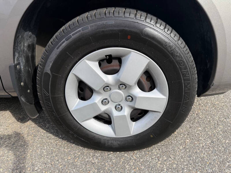 2009 Nissan Rogue S
