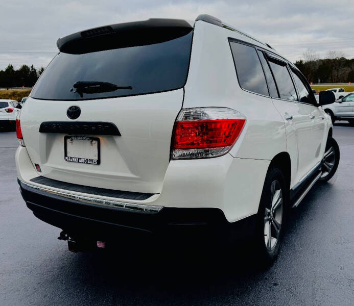 2013 Toyota Highlander Limited photo 3