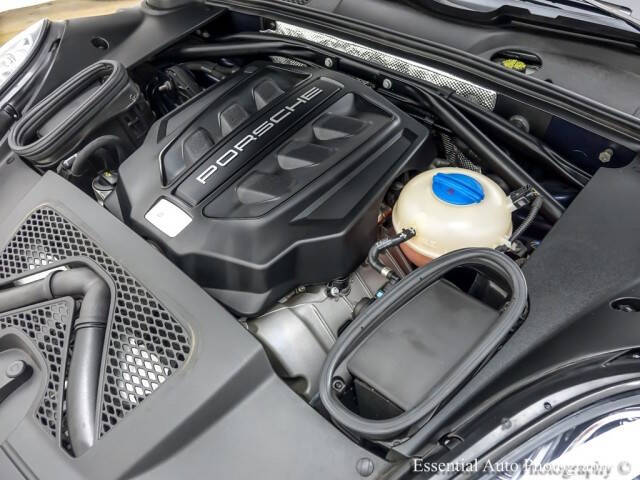 2017 Porsche Macan S