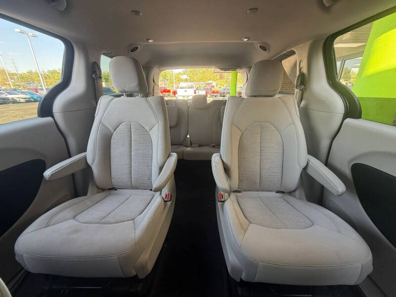 2018 Chrysler Pacifica Hybrid Touring Plus