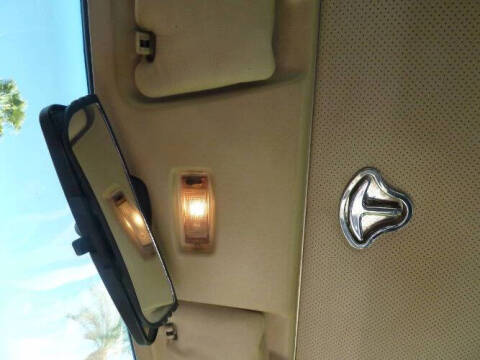 1977 Mercedes-Benz 300-Class