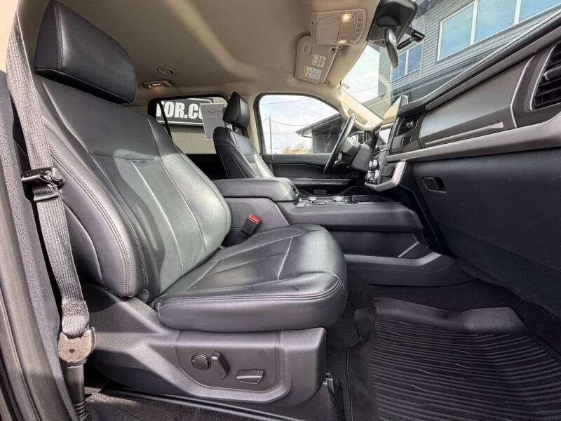 2024 Ford Expedition MAX XLT