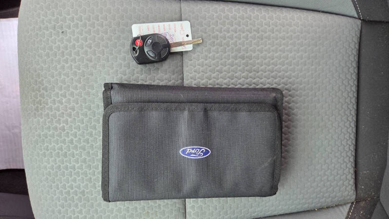 2017 Ford Escape SE - Photo 23