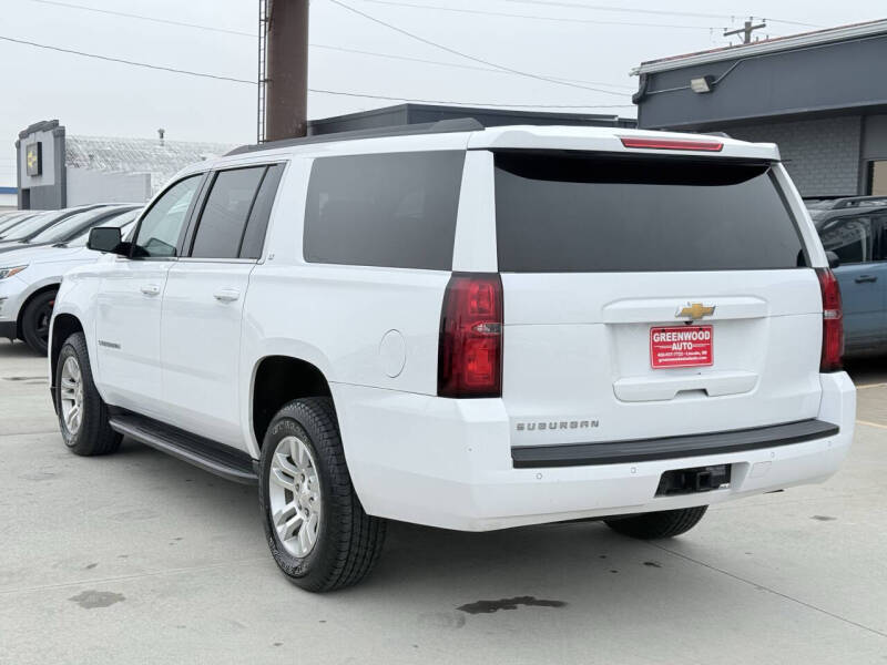 2019 Chevrolet Suburban LT