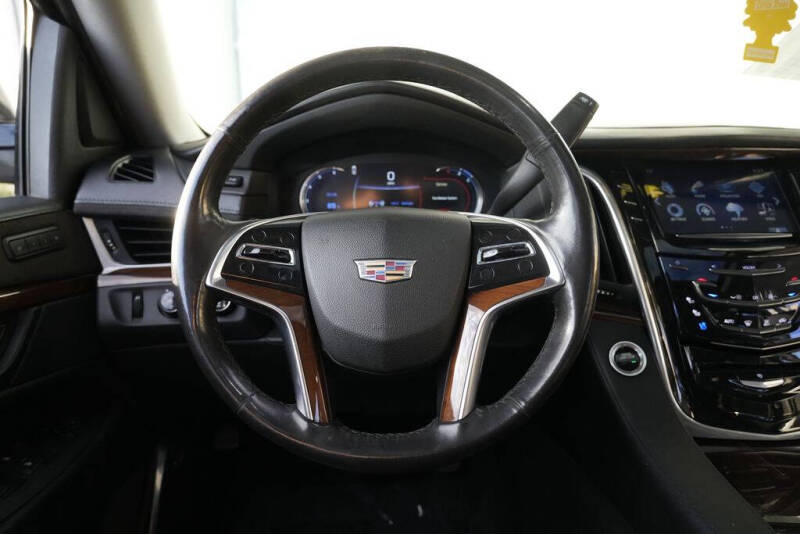 2020 Cadillac Escalade Luxury