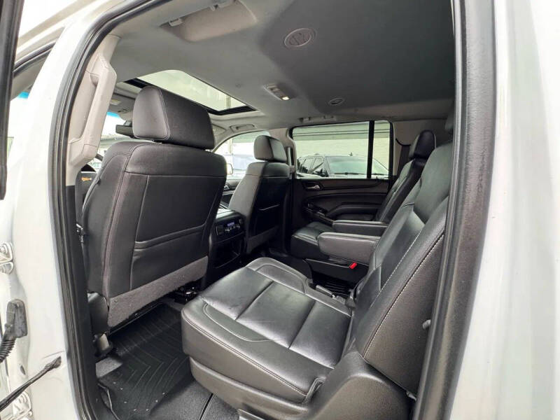 2020 Chevrolet Suburban LT