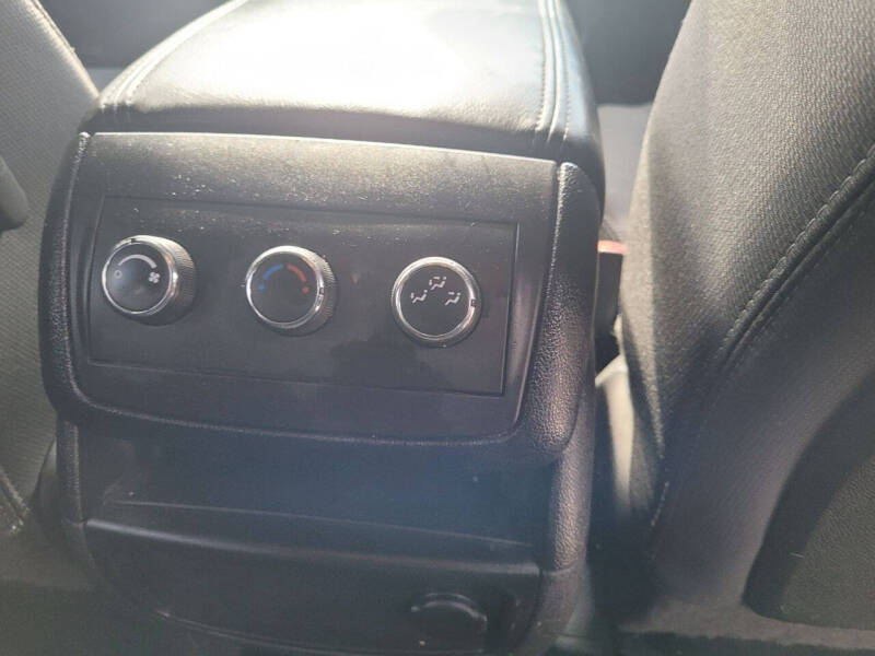 2015 GMC Acadia SLE-1